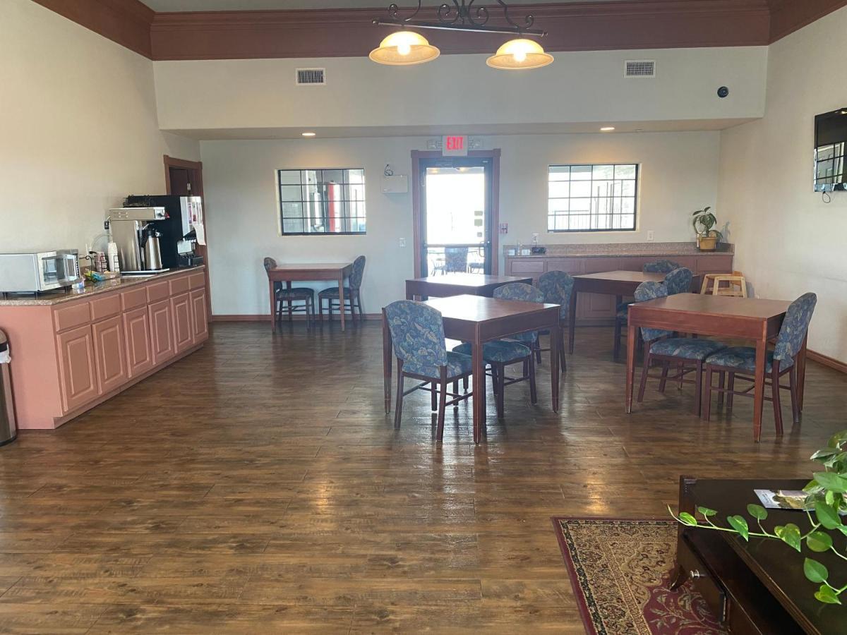 Southern Inns And Suites Now Offering Rv Spaces For Rent Yorktown Exterior photo