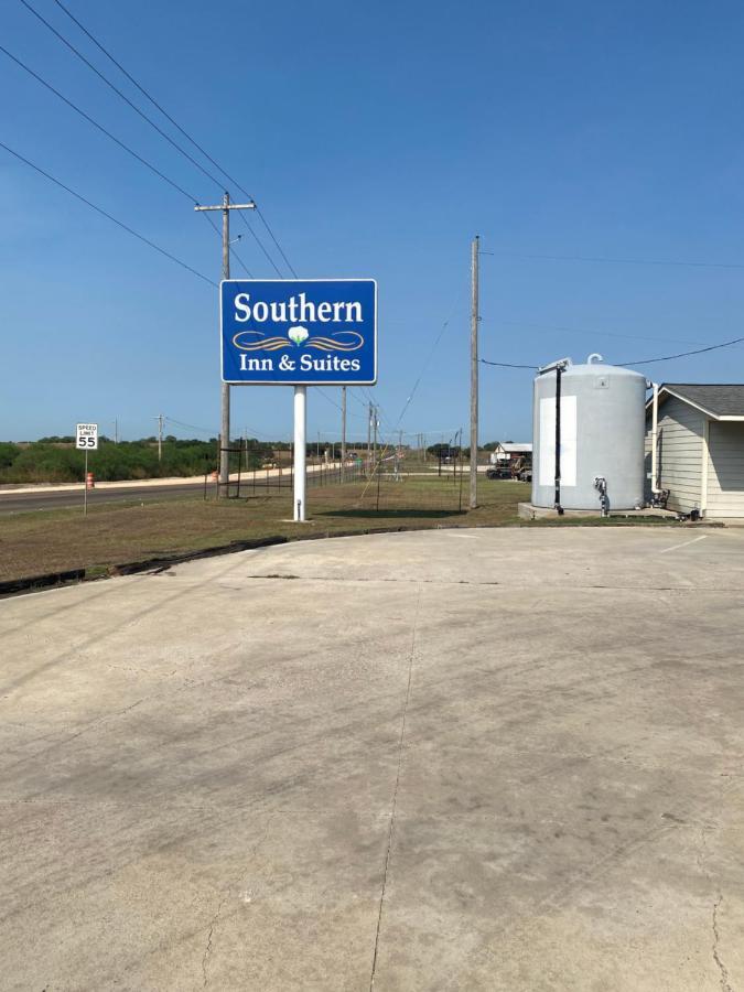 Southern Inns And Suites Now Offering Rv Spaces For Rent Yorktown Exterior photo