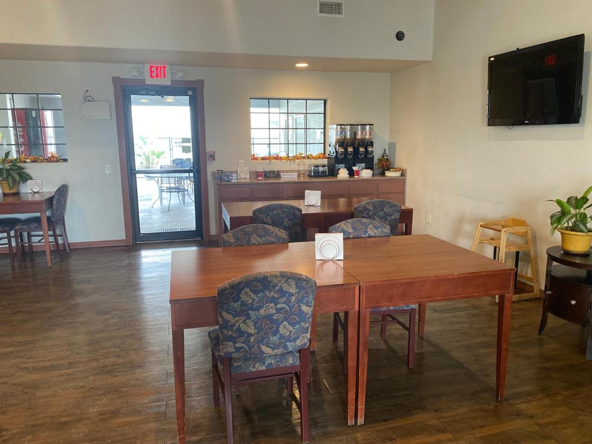 Southern Inns And Suites Now Offering Rv Spaces For Rent Yorktown Exterior photo